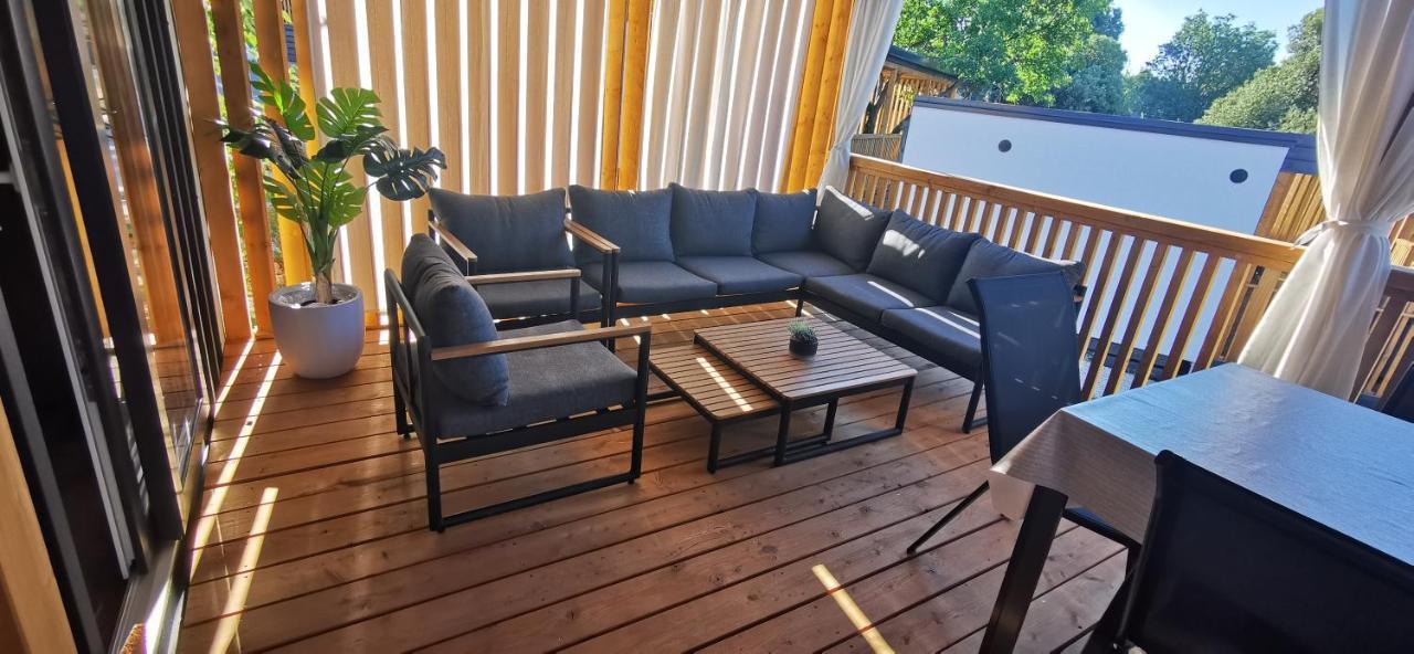 Mobile Home Kmz Селце Экстерьер фото