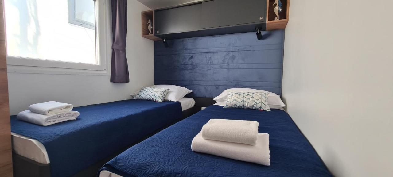 Mobile Home Kmz Селце Экстерьер фото