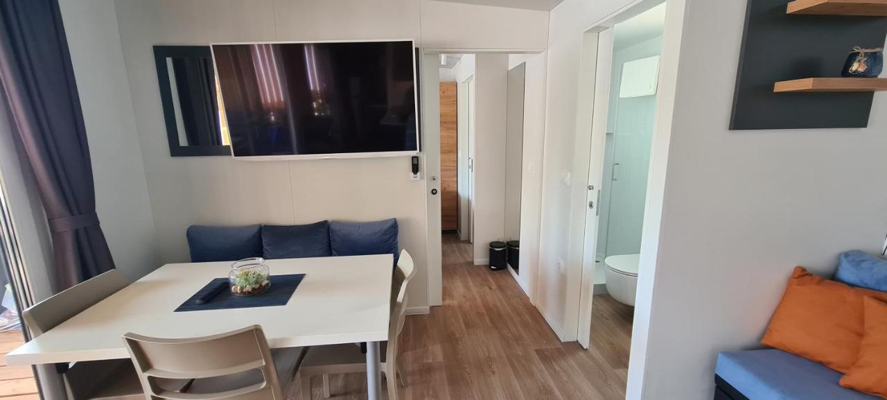 Mobile Home Kmz Селце Экстерьер фото