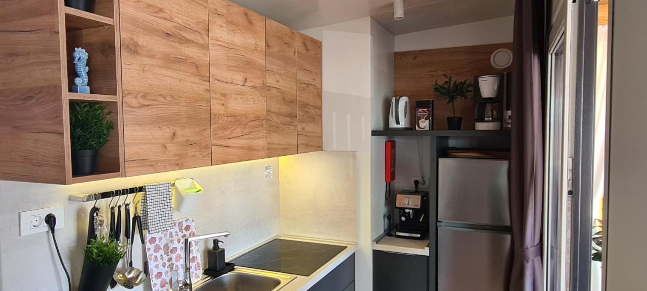 Mobile Home Kmz Селце Экстерьер фото