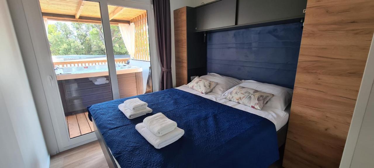 Mobile Home Kmz Селце Экстерьер фото