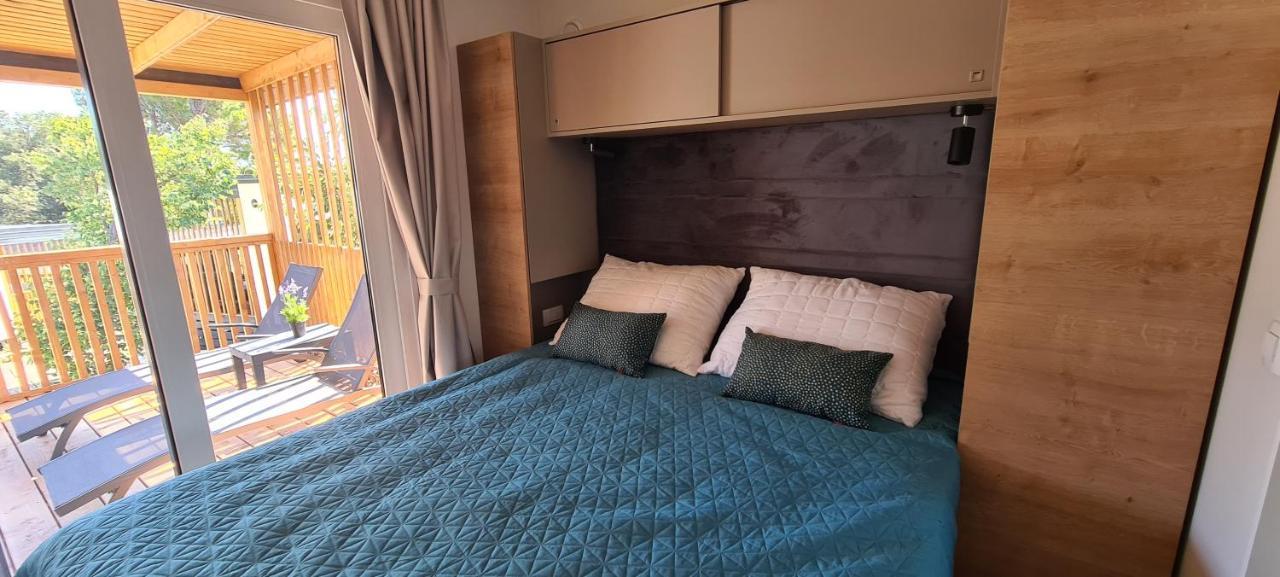 Mobile Home Kmz Селце Экстерьер фото